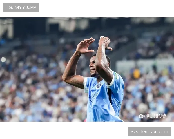 深圳新鹏城后防漏洞频出，6场比赛丢14球成联赛最多